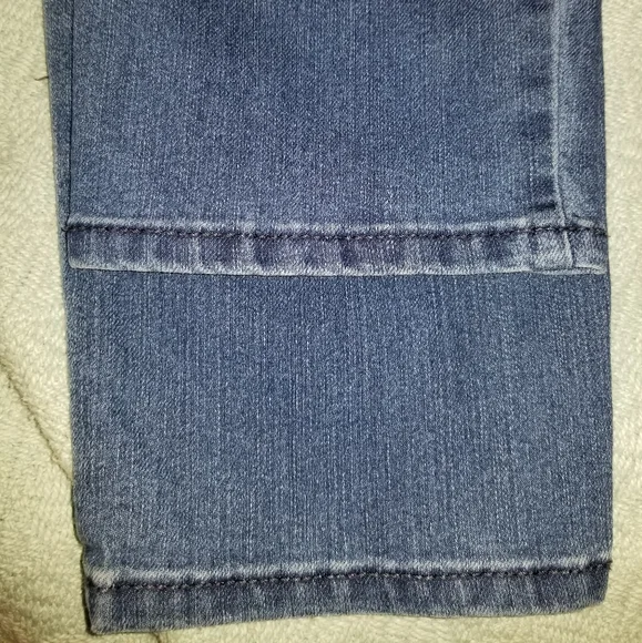 Old Navy Super Skinny Mid Rise sz14 Bluejeans - Picture 9 of 9